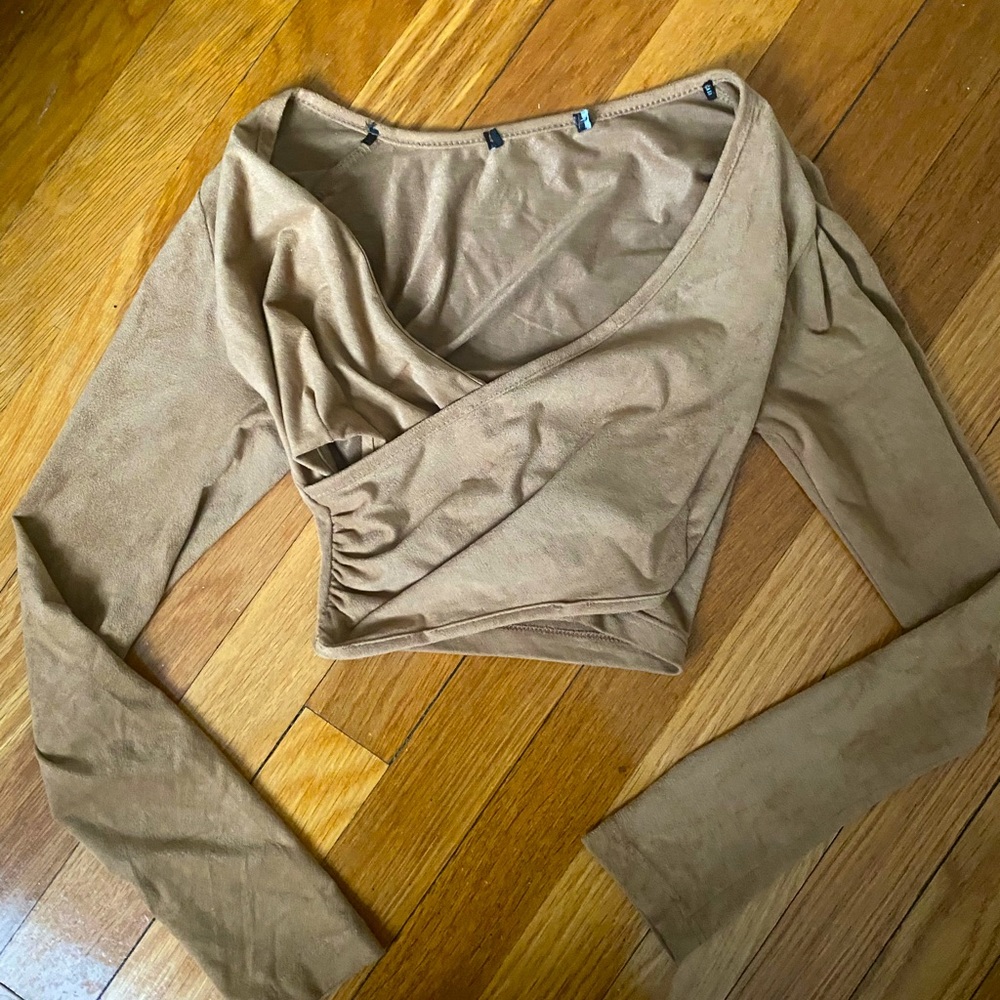 Suede Longsleeve Crop Top